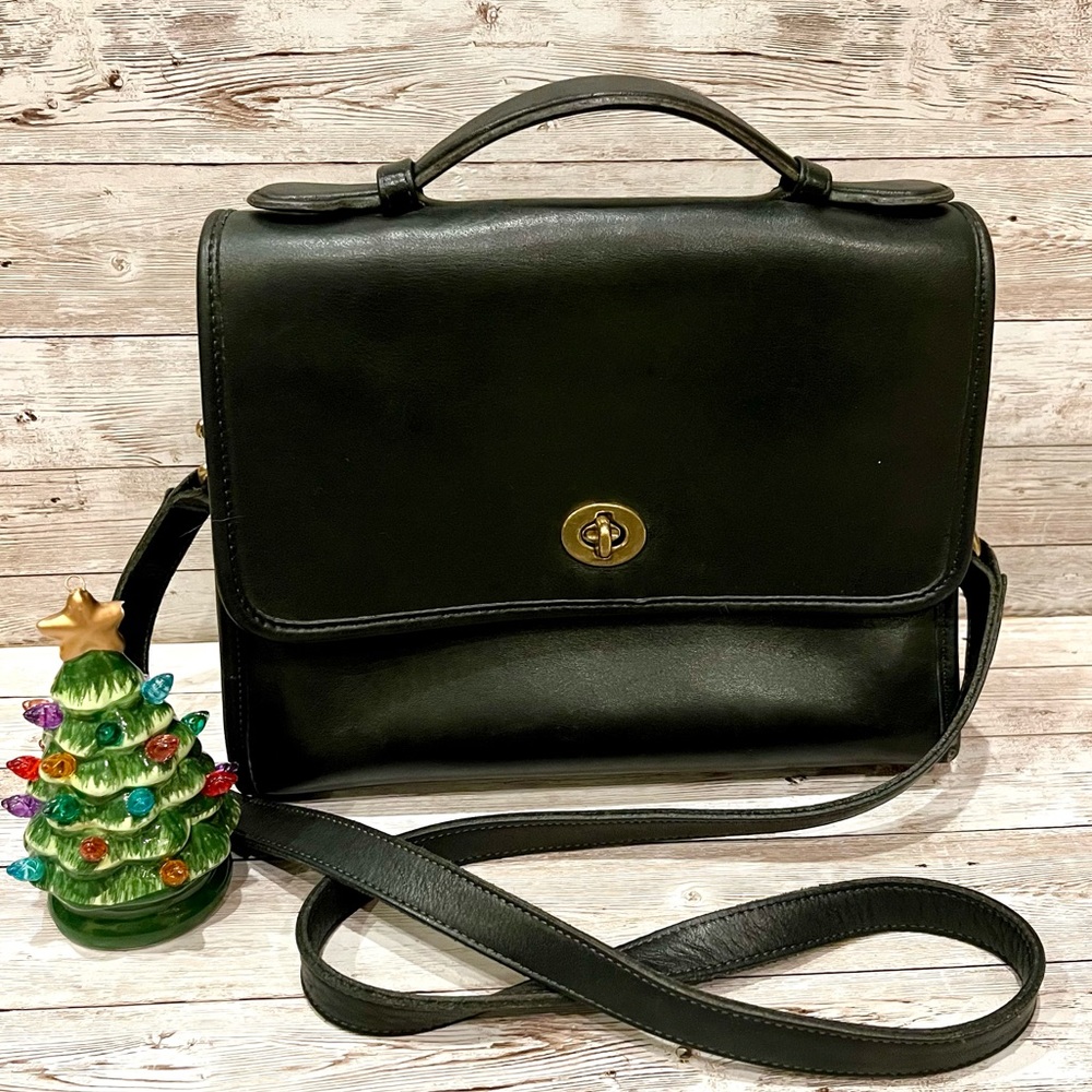 🎄Vintage Coach Dark Navy Blue Court Leather Crossbody #9812